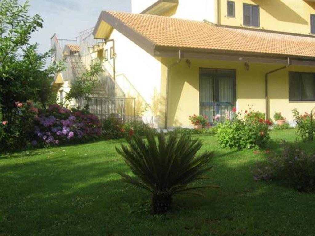 Del Riccio Hotel Martirano エクステリア 写真